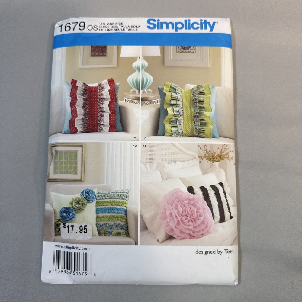 Simplicity 1679 Decorative Throw Pillows Sewing Pattern